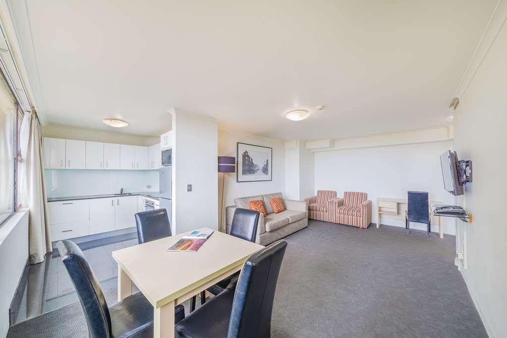 Oaks Sydney Hyde Park Suites الغرفة الصورة